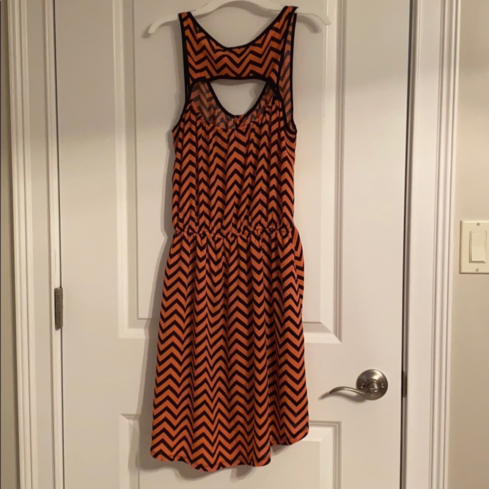 High-Low Dress - Picture 5 of 5